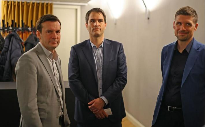 Konec strtankarskega prevzema RTV: za njimi so ostali le še njihovi kadri...