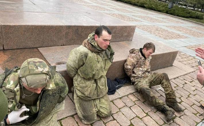 Ujeti vojaki ruske vojske marca 2022 Vir: X
