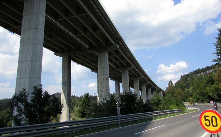 Viadukt Ravbarkomanda 