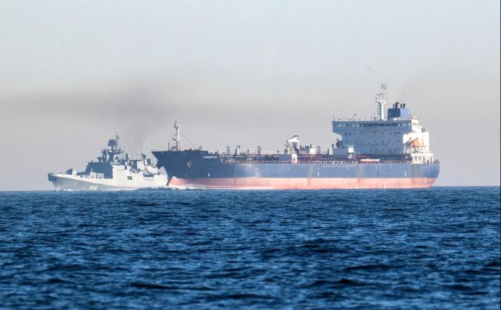 Ruska fregata spremlja tanker Vir: Telegram