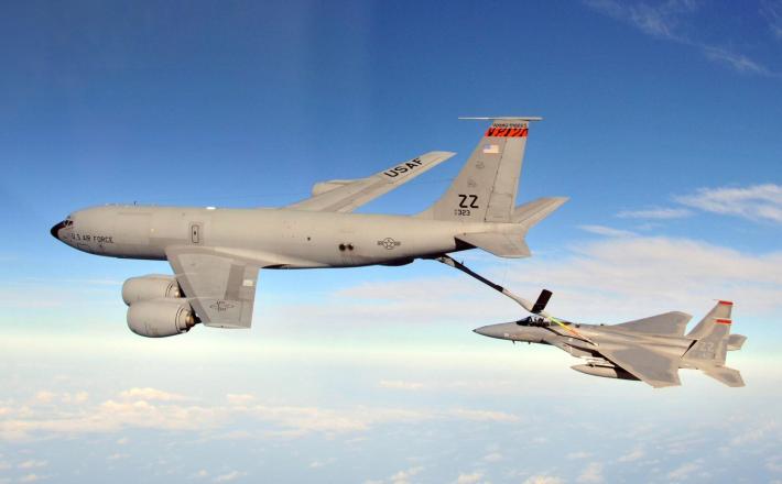 Eden manj - zračna cisterna je padla, a žal - skupaj s posadko....Vir:X