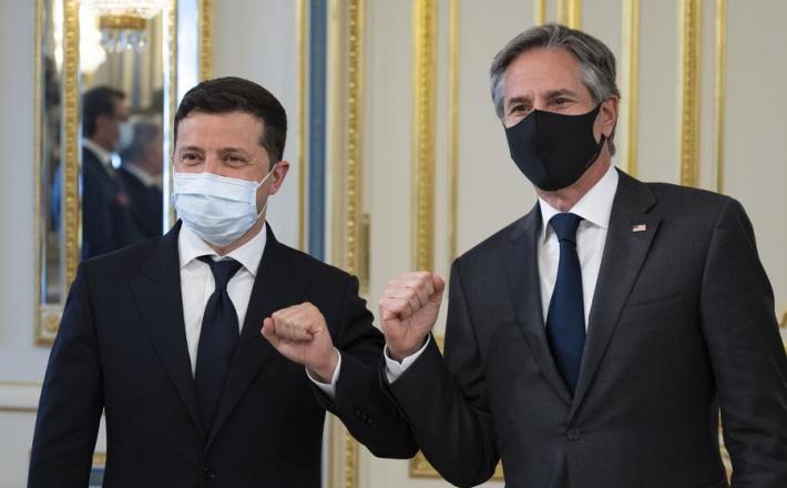Vladimir Zelenski in Antony Blinken 6. maja 2021. (Vir: Urad predsednika Ukrajine/Xinhua)