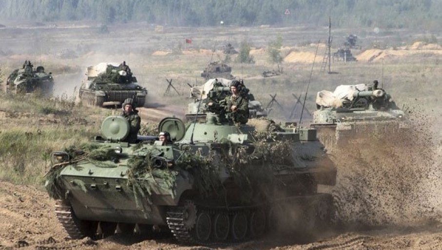 Ruski tanki in havbice