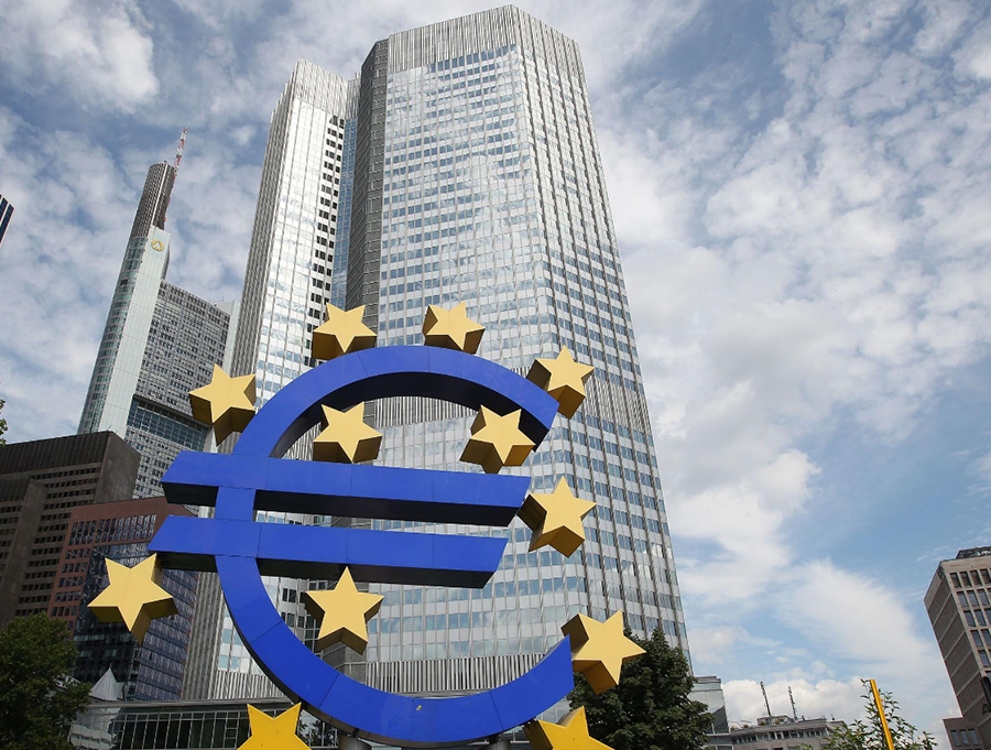 ECB Nadaljuje S Politiko Nizkih Obrestnih Mer, Ki »uničujejo ...