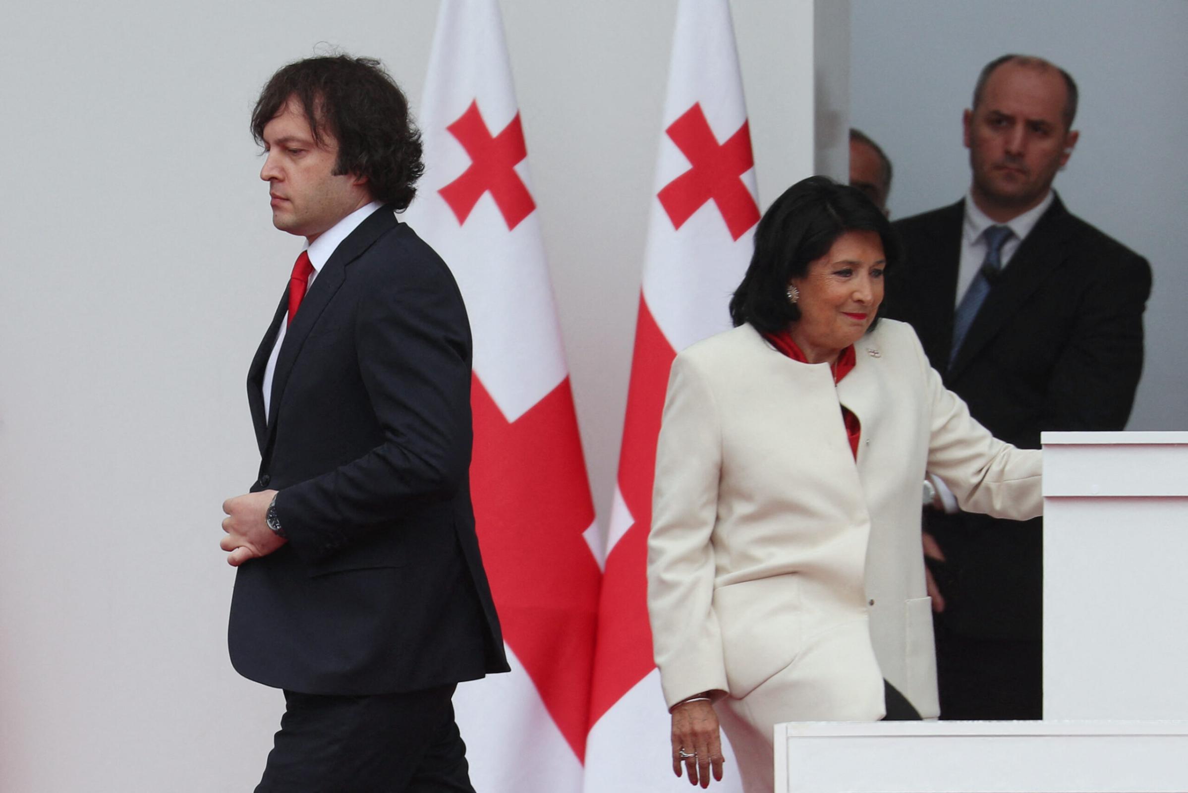 Gruzijski premijer in odhajajoča predsednica Vir: X