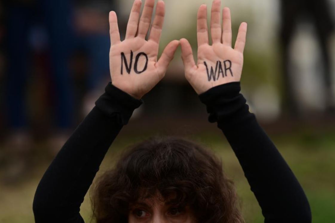 S protest proti ameriško-izraelskim napadom na Iran, Izrael, 14.3. 2026. (Tomer Neuberg/Xinhua) S protest proti ameriško-izraelskim napadom na Iran, Izrael, 14.3. 2026. (Tomer Neuberg/Xinhua)