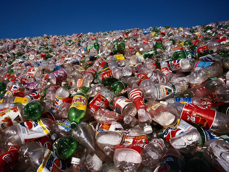 Odpadki embalaža plastika