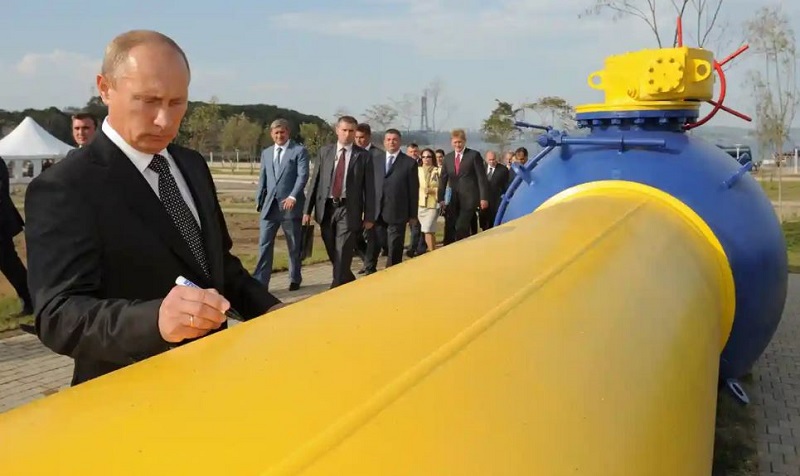 Putin se podpisuje na plinovod