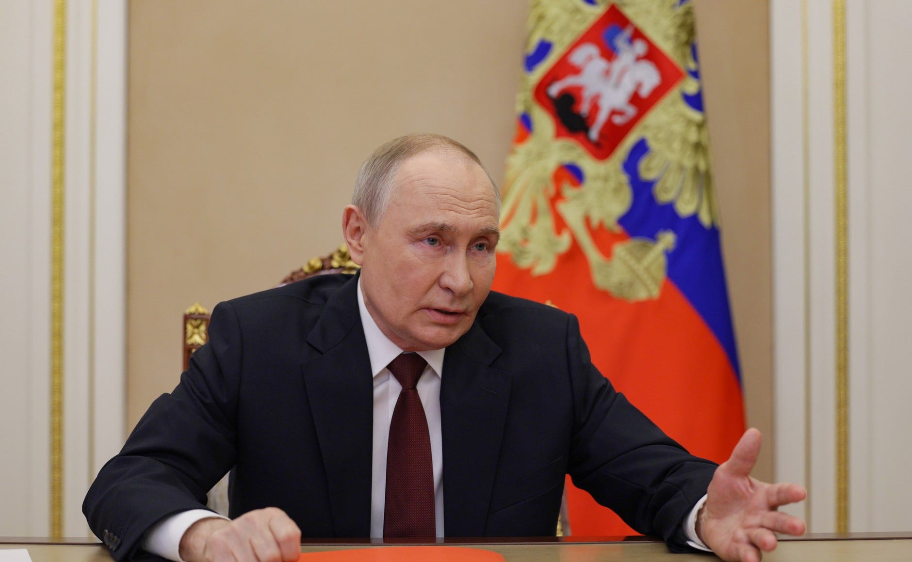 Vladimir Putin Vir: UPRF, X