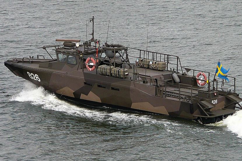 Švedski hitri čoln  CB 90HEX E, Vir: Wikipedia