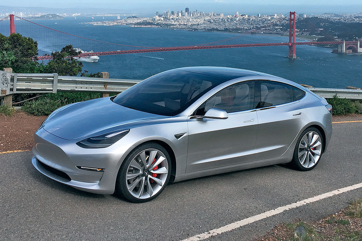 Avtomobi Tesla model 3 