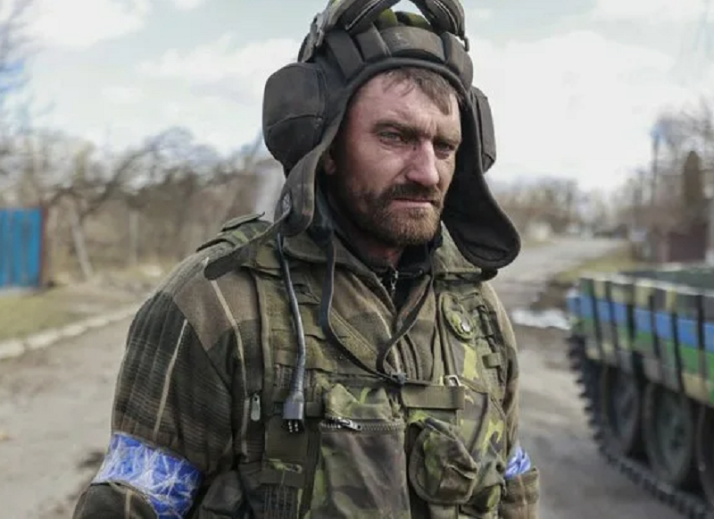 Ukrajinski vojak Vir: m24.ru, posnetek zaslona