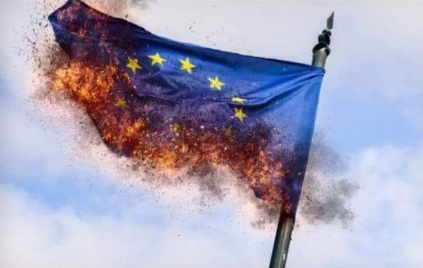 Nihče si ne želi deliti odgovornosti z Belgijo, ampak vsi si želijo denarja, je dejal Dmitrij Peskov. Vir: X, posnetek zaslona