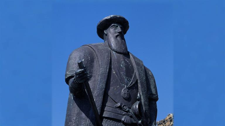 Na današnji dan leta 1542 je umrl portugalski pomorščak Vasco da Gama, eden največjih raziskovalcev vseh časov. Objadral je Rt dobrega upanja in odkril pomembno trgovsko pot v Indijo.